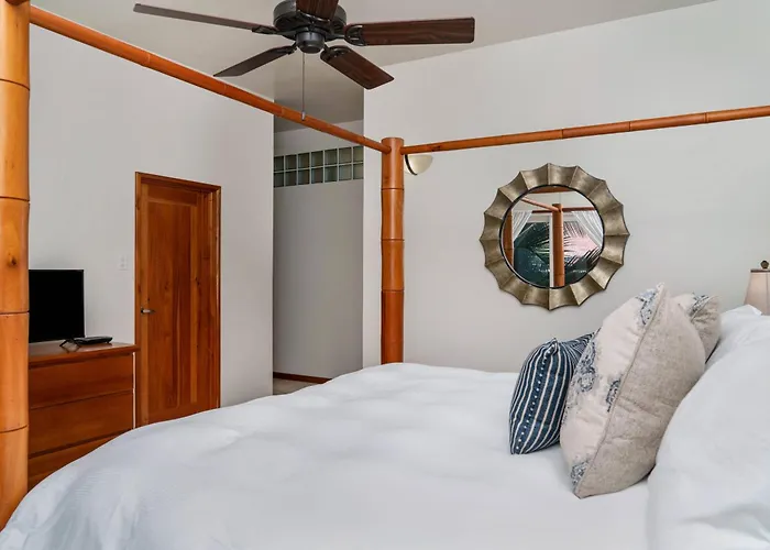 Residences At Barrier Reef 10-1b Oceanfront 2 Bedroom By Floreo * San Pedro (Ambergris Caye)