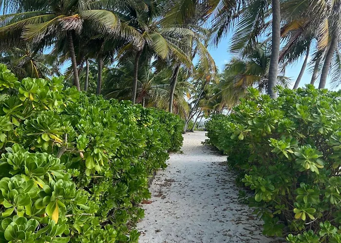 Holiday home Residences At Barrier Reef 10-1b Oceanfront 2 Bedroom By Floreo
