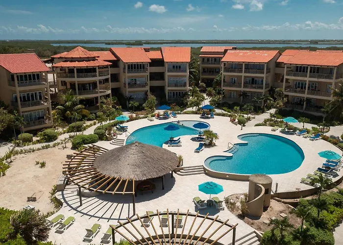 Holiday home Residences At Barrier Reef 10-1b Oceanfront 2 Bedroom By Floreo